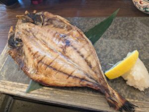 沼津「五代目小松ひものや」でランチ｜ふわふわ干物の絶品コース